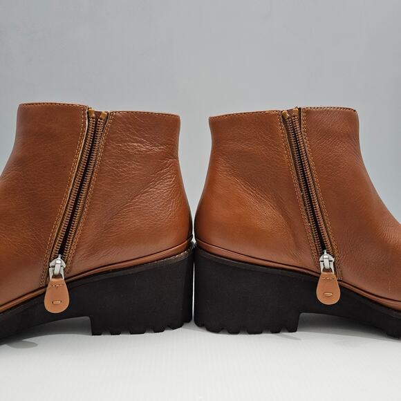 NEW Gentle Souls Mona Ankle Bootie Womens 9.5 Cognac Brown Leather Wedge Comfort - Picture 4 of 14